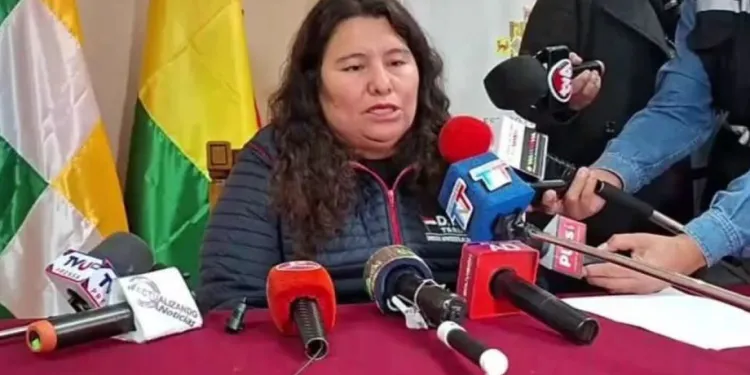 Tarija: Directora departamental de Educación habló sobre alerta de sarampión y denuncias en colegios