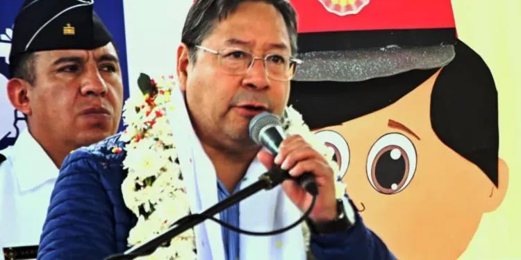 Arce: “Hemos trabajado tanto que nos hemos visto obligados a inaugurar de 200 en 200 las obras”