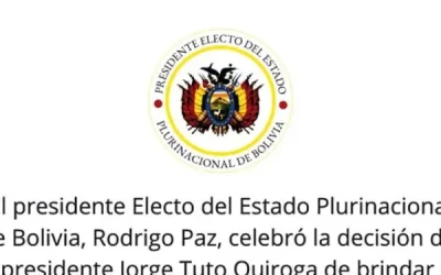 Paz elige el Escudo para la imagen de la transición