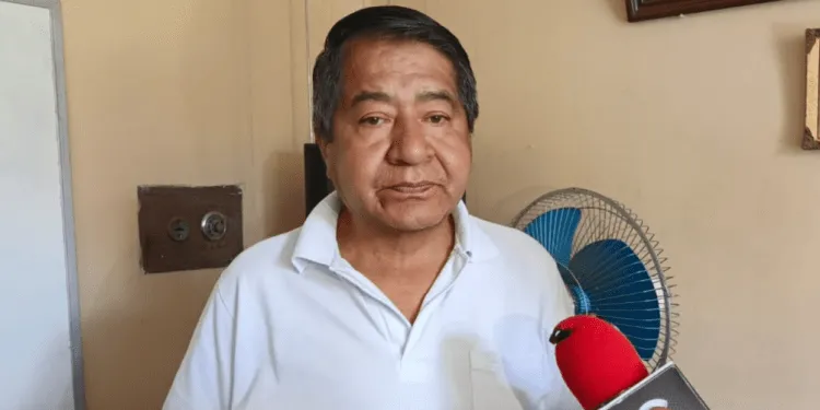 Representante del autotransporte confirma que las filas por diésel persisten en el occidente, pero no en Tarija