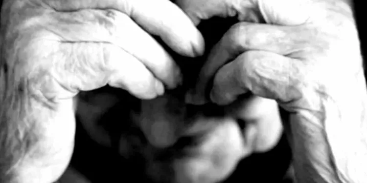 Tarija: Roban a una anciana su jubilación con el cuento del tío
