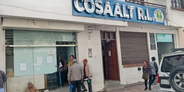En denuncia ante el fiscal, revelan como consejeros de Cosaalt recibieron miles de bolivianos de una empresa a través de sus parejas y una hija