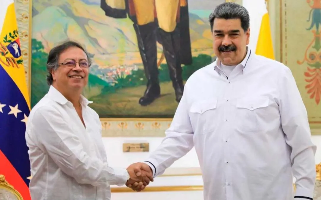 Petro llama ‘dictador’ a Maduro pero rechaza que sea un ‘narcotraficante’