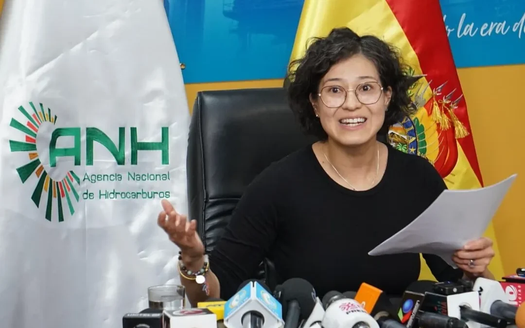 Tras polémica por calidad de gasolina, Margot Ayala renuncia a la ANH