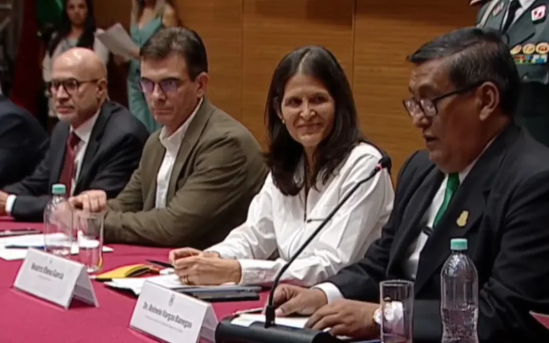 Gobierno y seis universidades firman convenio para impulsar la ciudadanía digital