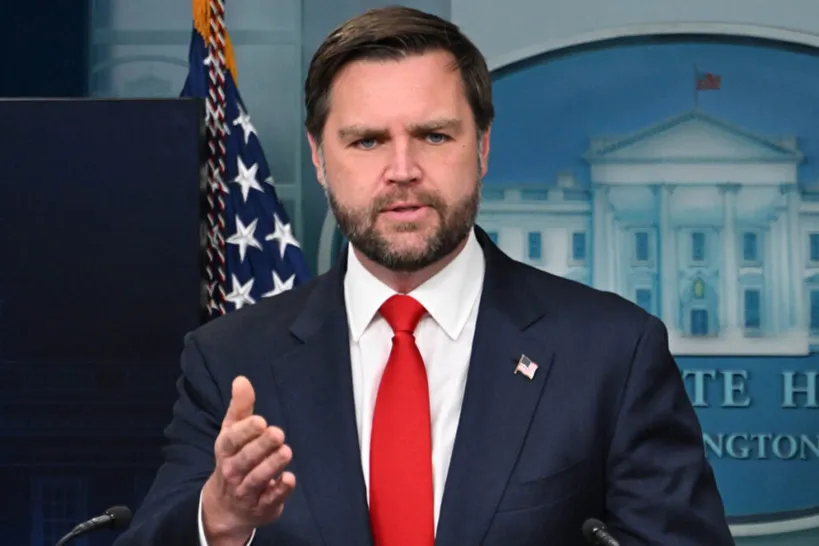 Imputado un hombre por amenazar con asesinar al vicepresidente de EEUU, JD Vance