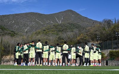 La Verde en acción en la Capilla Soccer Park, en Monterrey