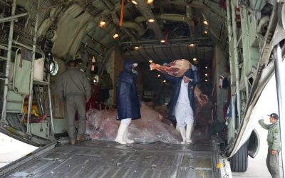 Gobierno refuerza puente aéreo y envía 10.000 kg de carne de res a La Paz para garantizar abastecimiento
