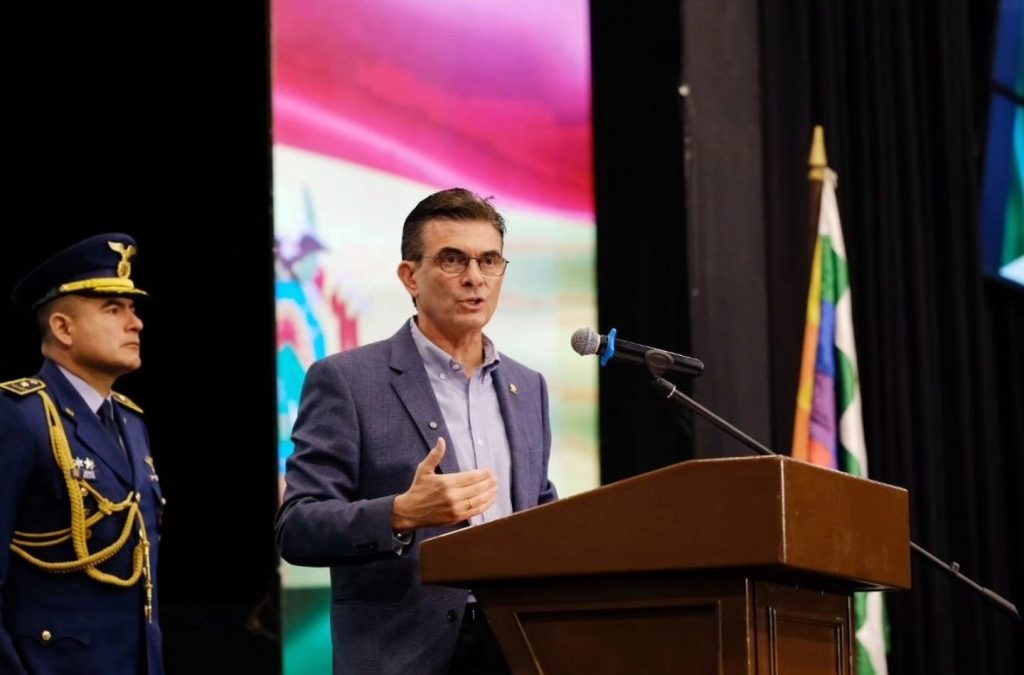 Presidente Paz convoca a bloqueadores al diálogo e insta a trabajar por Bolivia en unidad