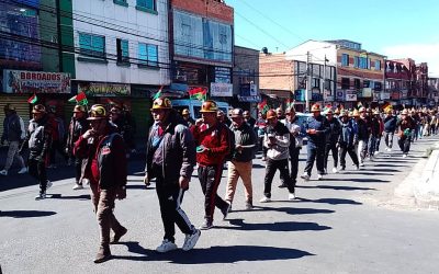 Mineros cooperativistas desatan violencia con explosiones de dinamita en la sede de gobierno