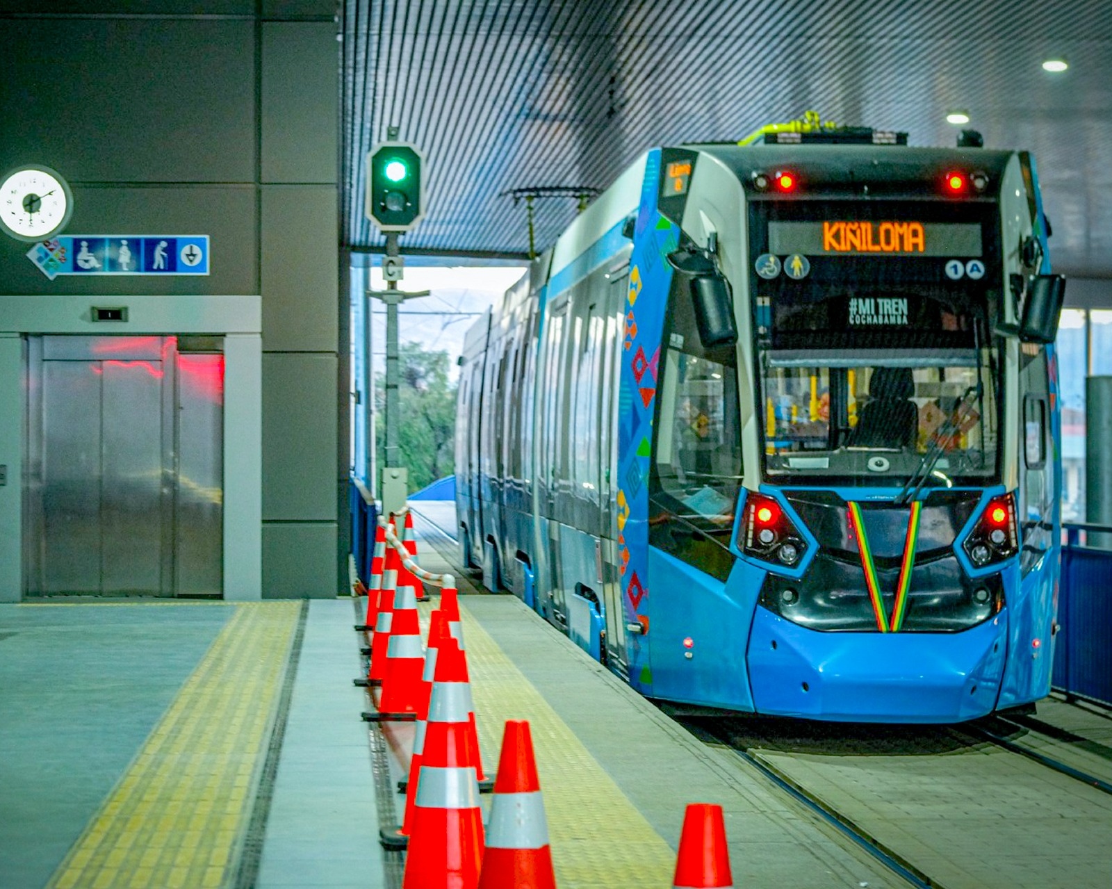 Tren Metropolitano suspende operaciones este domingo por el Día del Peatón y del Ciclista