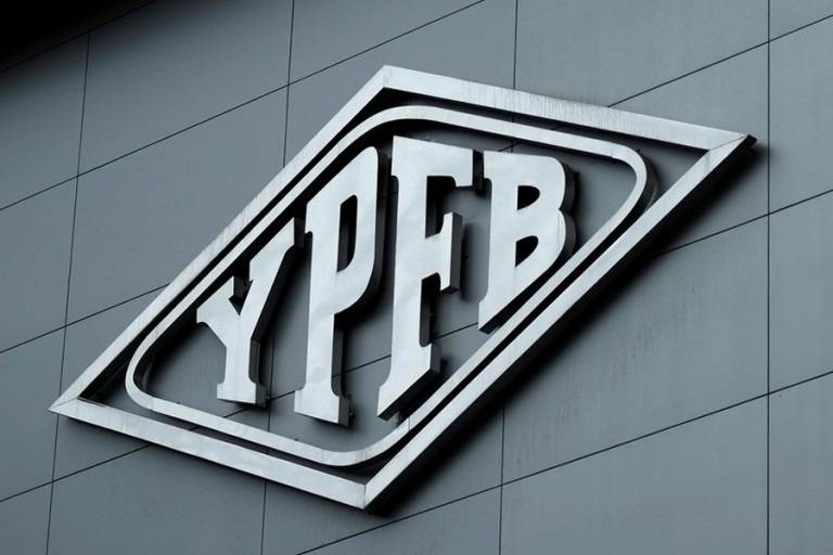 El desbloqueo restablece el suministro normal de combustibles en La Paz y El Alto, afirma YPFB