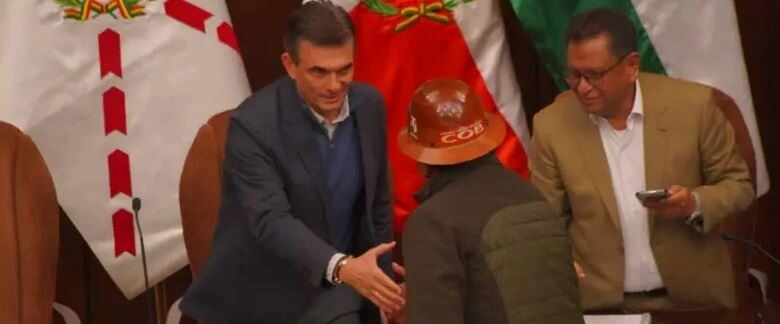 Gobierno convoca a la COB a reinstalar mesa de diálogo en la Casa Grande del Pueblo
