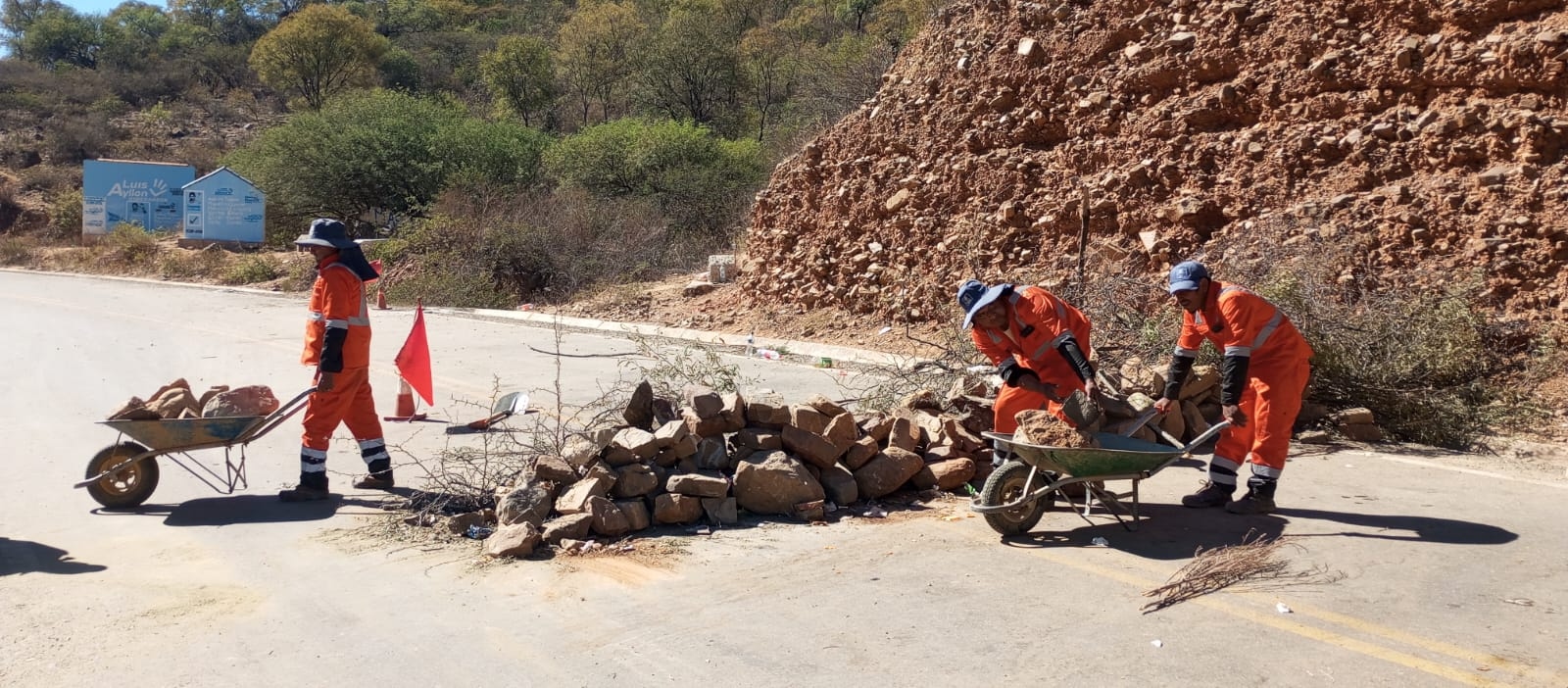 ABC ejecuta plan de limpieza y reconstrucción de carreteras tras disminución de bloqueos en el país