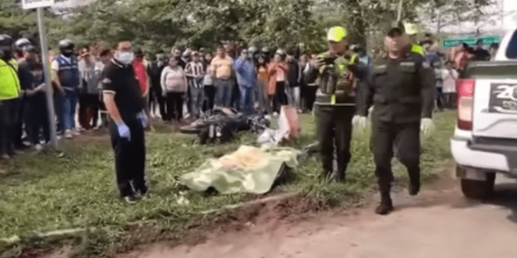 Pasajero de mototaxi pierde la vida tras ser arrollado por una vagoneta en Villa Montes