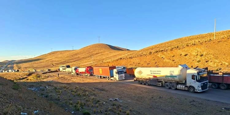 En 50 días de bloqueos las pérdidas acumuladas suman unos $us 3.000 millones