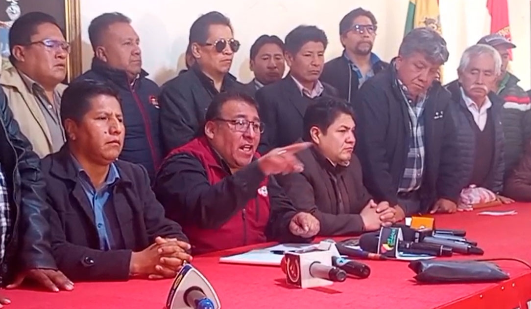 Choferes de la ciudad de La Paz dan ultimátum de 24 horas al Gobierno para atender sus demandas
