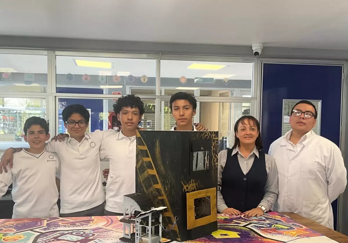 Estudiantes mexicanos ganan premio por hacer una fachada inteligente