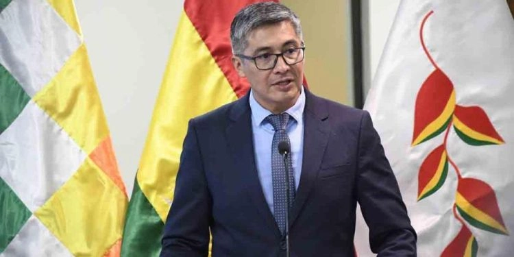 Gobierno descarta alza en combustibles y asegura estabilidad hasta fin de año