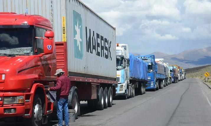 Cancillería gestiona con Chile medidas para agilizar el paso fronterizo en Colchane y reducir demoras