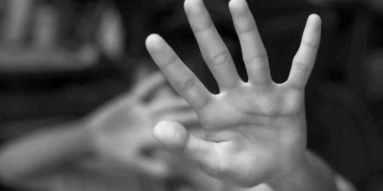 Detienen en Ecuador a diez personas en operación internacional contra explotación infantil