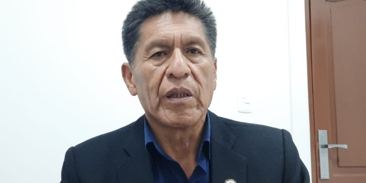 Exministro Édgar Morales: Cerimedo llamaba para pedir cargos y “se creían reyes”