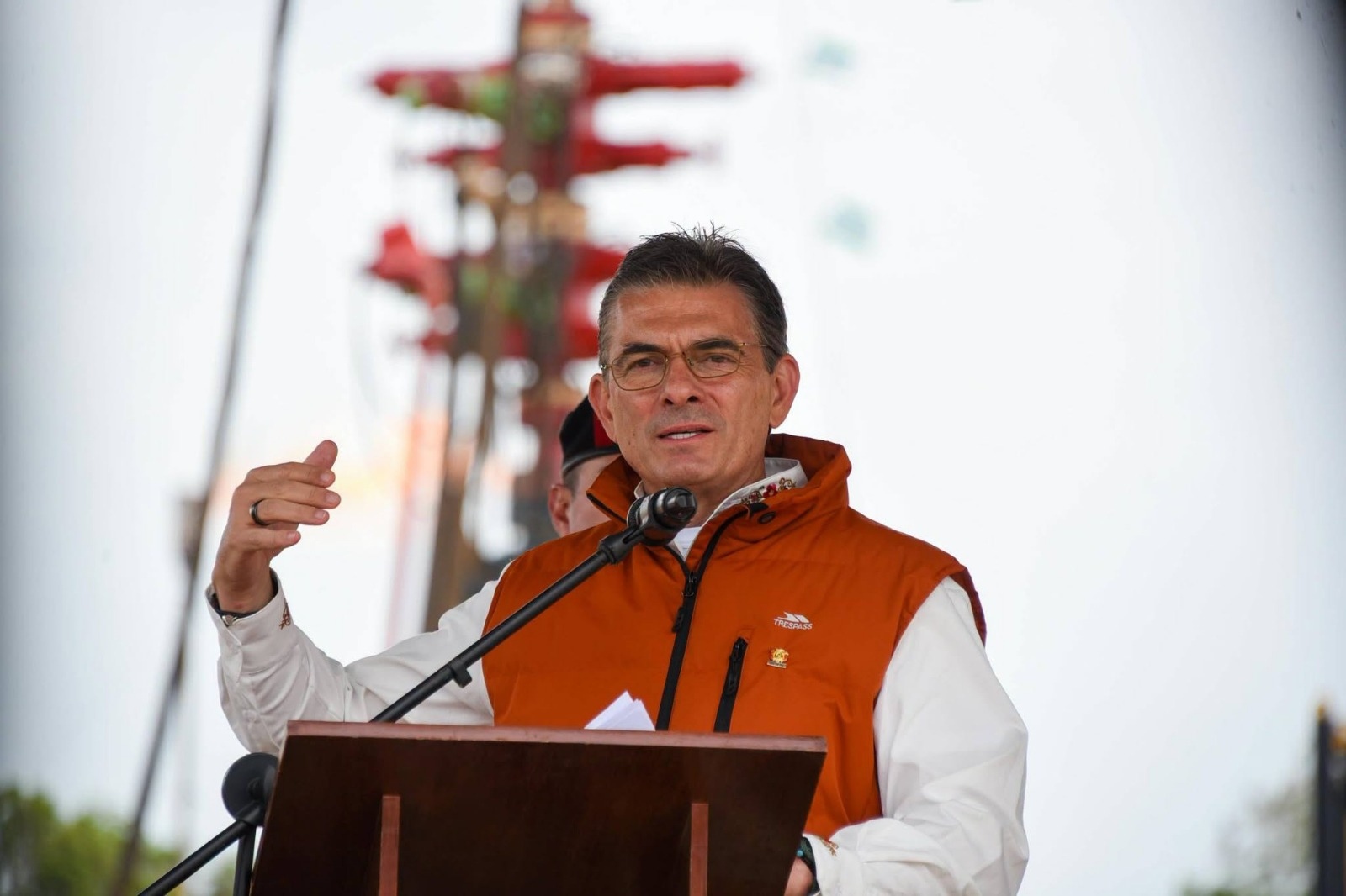 Paz afirma que Estado de Excepción no prohíbe la protesta, pero sí la subversión y el bloqueo