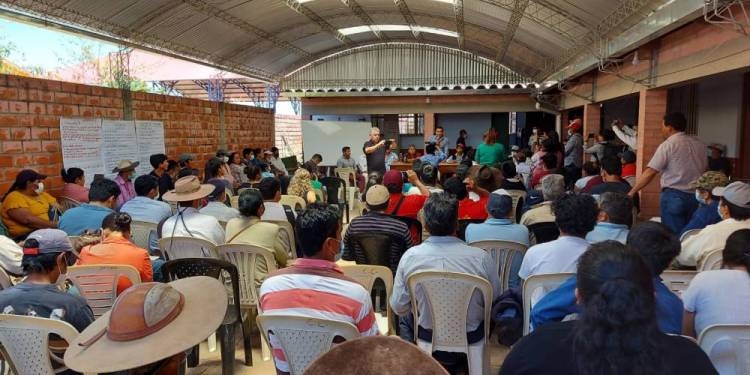 Campesinos de Tarija advierten posible escasez de alimentos por falta de diésel