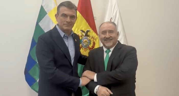Rodrigo Paz anuncia “buenas noticias” para Yacuiba y afirma que trabaja en proyectos con Castillo